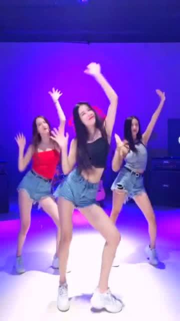 人之初性本善舞蹈视频,舞蹈演绎人性光辉